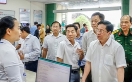 Làm thủ tục hành chính ở Phú Quốc quá tải: Lãnh đạo tỉnh An Giang vào cuộc giải quyết