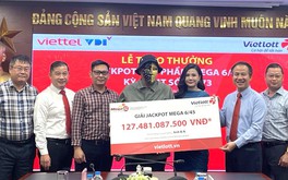 Biết trúng vé số Vietlott 127 tỉ, người đàn ông nói ‘cảm giác khá bình tĩnh’