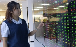 Giá cổ phiếu công ty sách tham khảo, sách giáo khoa tăng mạnh