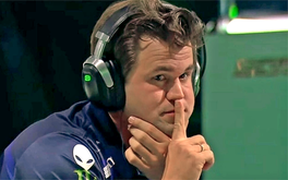 Nổi giận vì khán giả ủng hộ Nakamura, Carlsen đáp trả bằng hành động gây sốc