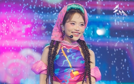 Trấn Thành bái phục tiết mục Duyên của đội Phương Mỹ Chi trong Em xinh say hi