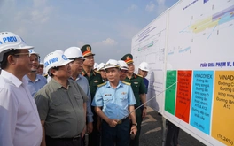 Thủ tướng Phạm Minh Chính kiểm tra tiến độ thi công sân bay Long Thành