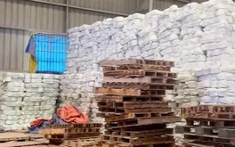 Truy tố 5 cựu công chức Hải quan Chơn Thành nhận hối lộ 266 triệu đồng để tiếp tay cho nhóm buôn lậu
