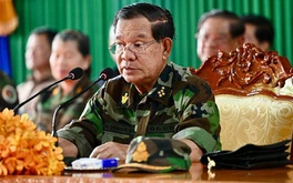 Quốc vương Campuchia ủy quyền cho ông Hun Sen điều phối quốc phòng giữa căng thẳng biên giới
