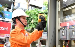 Điện mặt trời 'tắt nắng', miền Bắc căng thẳng cấp điện cao điểm tối, kỷ lục 28.187 MW