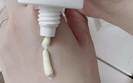Ngồi trong nhà có cần chống nắng?