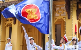 Lễ thượng cờ đón tuổi 58 của ASEAN tại Hà Nội và TP.HCM