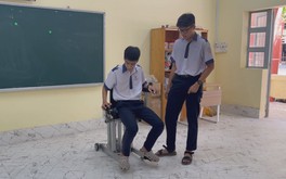 Cuộc thi Lan tỏa năng lượng tích cực 2026: Học sinh Cần Thơ dùng AI chế tạo robot hỗ trợ người già