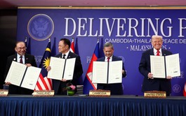 Trump headlines ASEAN summit, Thailand-Cambodia sign ceasefire deal