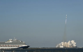 Blue Origin launches NASA Mars mission and nails booster landing
