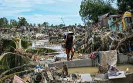 Death toll tops 100 as Philippines digs out after typhoon