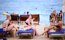 Number of Russian visitors to Vietnam’s Khanh Hoa soars threefold in January-August