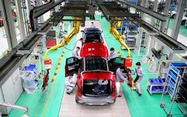 Vietnam’s strong 5-year run raises expectations among foreign analysts as 14th National Party Congress opens