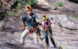 Vietnamese cave explorer, 12-year-old daughter conquer 300-meter waterfall in Hue