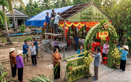 What do people mean by 'Come help me move the cabinet’ in Vietnam’s Mekong Delta?