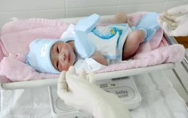 In Vietnam, childless couples daunted by surrogacy hurdles