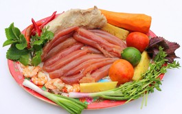 Essence of the sea in every bite: Flying fish roe a delicacy in central Vietnam