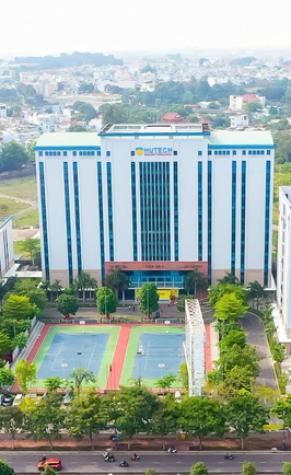 Trường đại học Công nghệ TP.HCM