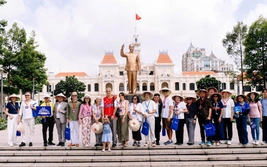 Diplomats take a walk through Ho Chi Minh City’s history