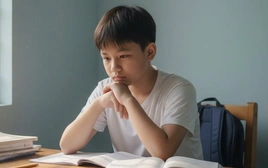 Khi gặp áp lực, căng thẳng, đừng im lặng