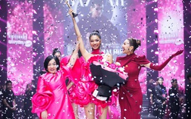 Cô gái cao 1m84 trở thành quán quân Vietnam’s Next Top Model 2025