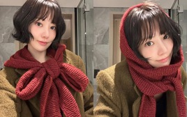 Sakura (LE SSERAFIM) khoe tài đan móc len, fan đổ xô học theo