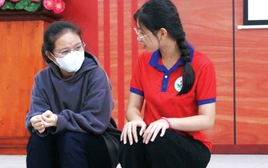 Chiến sĩ Hoa phượng đỏ 'nhập vai', học cách xây dựng tình bạn đẹp trong học đường