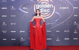 Jennie và những lần diện trang phục "gây sốt" tại lễ trao giải