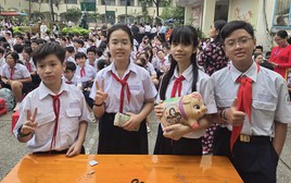 Nhiều trường tại TP.HCM đồng loạt 'khui heo đất', gây quỹ cùng bạn vui xuân Bính Ngọ 2026