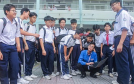 Học sinh Trường THCS Độc Lập thích thú tham gia Ngày hội Khoa học Sci-me