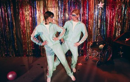 Taylor Swift đưa khán giả về thập niên 1990 trong MV mới