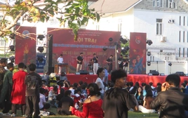 Teen Trường THPT Vũng Tàu sáng tạo, nhiệt huyết với Hội trại truyền thống 26-3