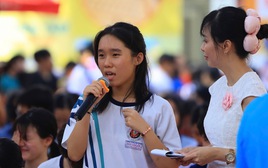 Làm sao để chọn tổ hợp môn lớp 10 phù hợp với năng lực và định hướng tương lai?