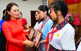 Trao 57 giải thưởng hội thi Sáng tạo xây dựng trường học hạnh phúc cấp thành phố