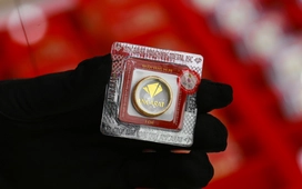 Giá vàng thế giới không vượt được ngưỡng 4.700 USD/ounce