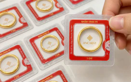 Fed ngụ ý giữ nguyên lãi suất, giá vàng tăng 225 USD/ounce chỉ trong 24 giờ
