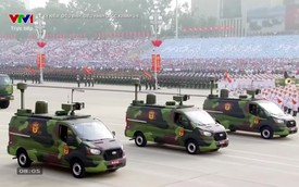 Electronic warfare vehicles march past Ba Dinh Square on National Day parade