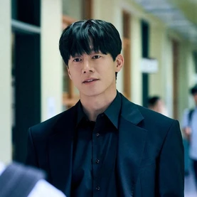 Teach you a lesson chưa hạ nhiệt, Kim Moo Yeol đã rục rịch phim mới