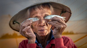 'Mắt cá' của ngư dân Việt giúp nhiếp ảnh gia thắng lớn