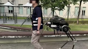 Robot giúp con người trở thành... nhân mã