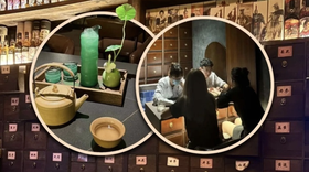 Giới trẻ Trung Quốc rủ nhau uống cocktail pha theo... toa thuốc