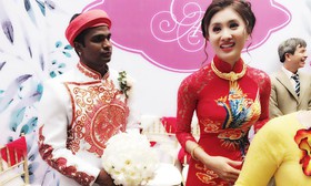 Nguyệt Ánh phản hồi tin đồn 'ly hôn chồng Ấn Độ'