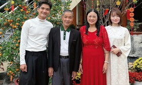 Mạc Văn Khoa: Cả năm đóng vai ác, Tết về làm… con ngoan