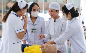 Lời cô giáo: ‘Học trò tôi 14 tuổi 2 lần đeo tang, em mang cho đời bài học vượt qua nghiệt ngã’