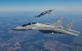 Chiến đấu cơ Ba Lan chặn máy bay trinh sát Nga trên Biển Baltic