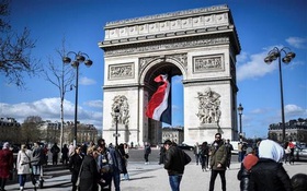 Ngày càng nhiều gia đình rời bỏ 'kinh đô ánh sáng'