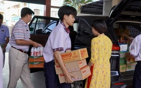 Trường THPT Thủ Đức sẻ chia yêu thương cùng đồng bào vùng lũ