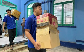 3 chuyến xe chở yêu thương đến học trò Khánh Hòa