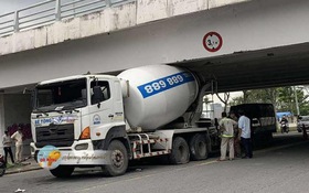 Cầu Tiên Sơn liên tục 'sứt đầu mẻ trán' vì xe quá khổ mắc kẹt dưới gầm cầu