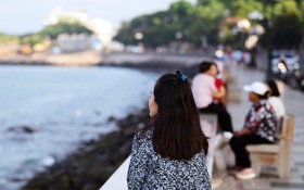 Có chồng mà như làm mẹ đơn thân